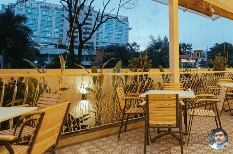 Ambience at Glen's Bakehouse, Indiranagar