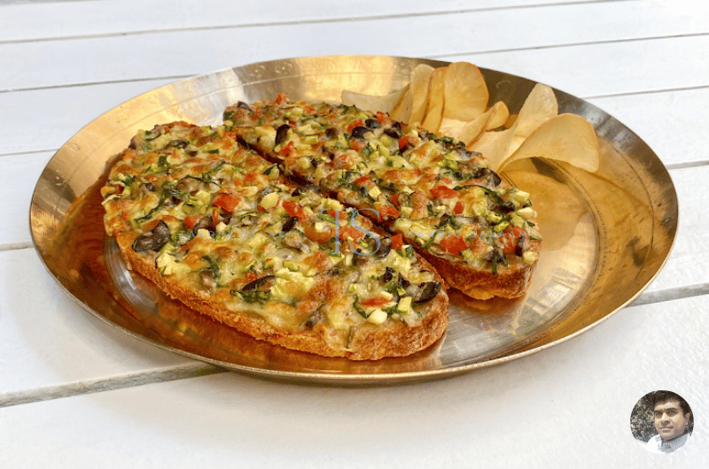 Food served at Yogisthaan, Indiranagar